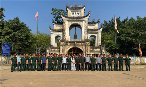 Học viện Quốc phòng tổ chức cho học viên cao học đi nghiên cứu thực tế