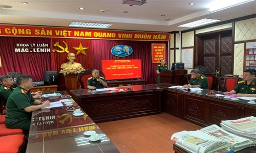 Khoa Lý luận Mác – Lênin tổ chức chấm chuyên đề Thạc sĩ cho học viên cao học khóa 34