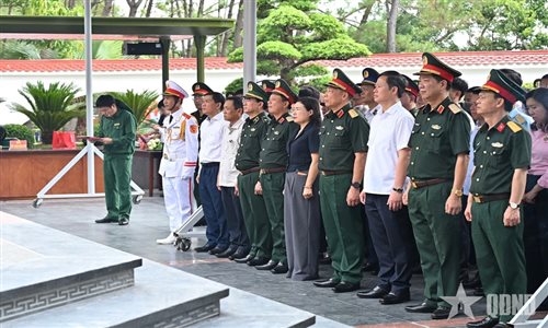 Học viện Quốc phòng tổ chức học tập, nghiên cứu thực tế tại Quảng Trị