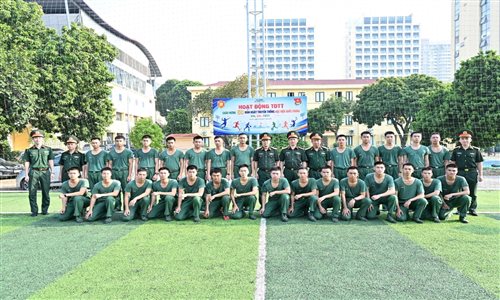 Chi đoàn cơ sở Văn phòng sôi nổi giải bóng chuyền hè năm 2026, hoạt động gắn kết tình đồng chí, đồng đội.