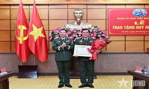 Không tìm thấy ảnh